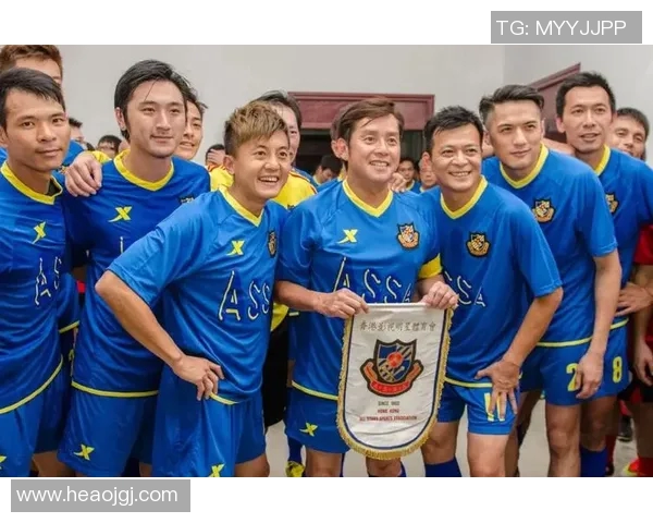 足球明星队服穿搭风格解析及经典队服图片欣赏