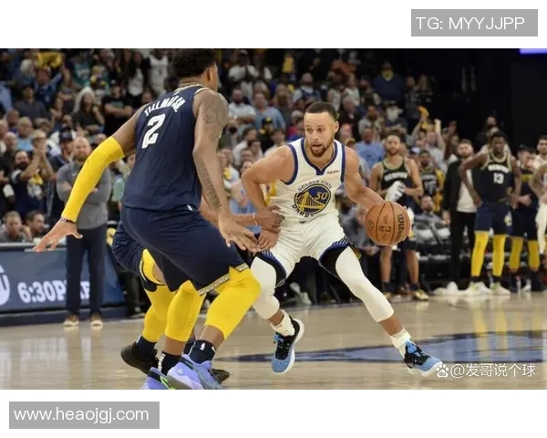 库里带领勇士对抗灰熊精彩对决视频回顾与分析